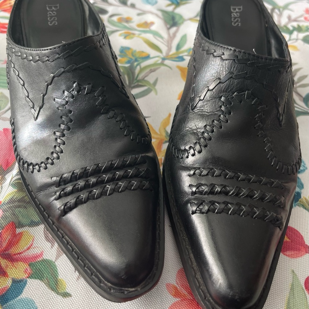 Bass Black Leather Mules Size 8 1/2